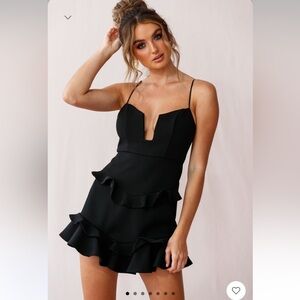 Selfie Leslie James Tiered Frill Mini Dress Black size small